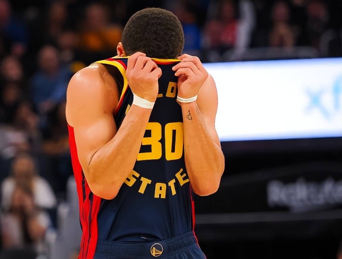 开云体育入口-热火遭勇士逆转，输掉关键比赛