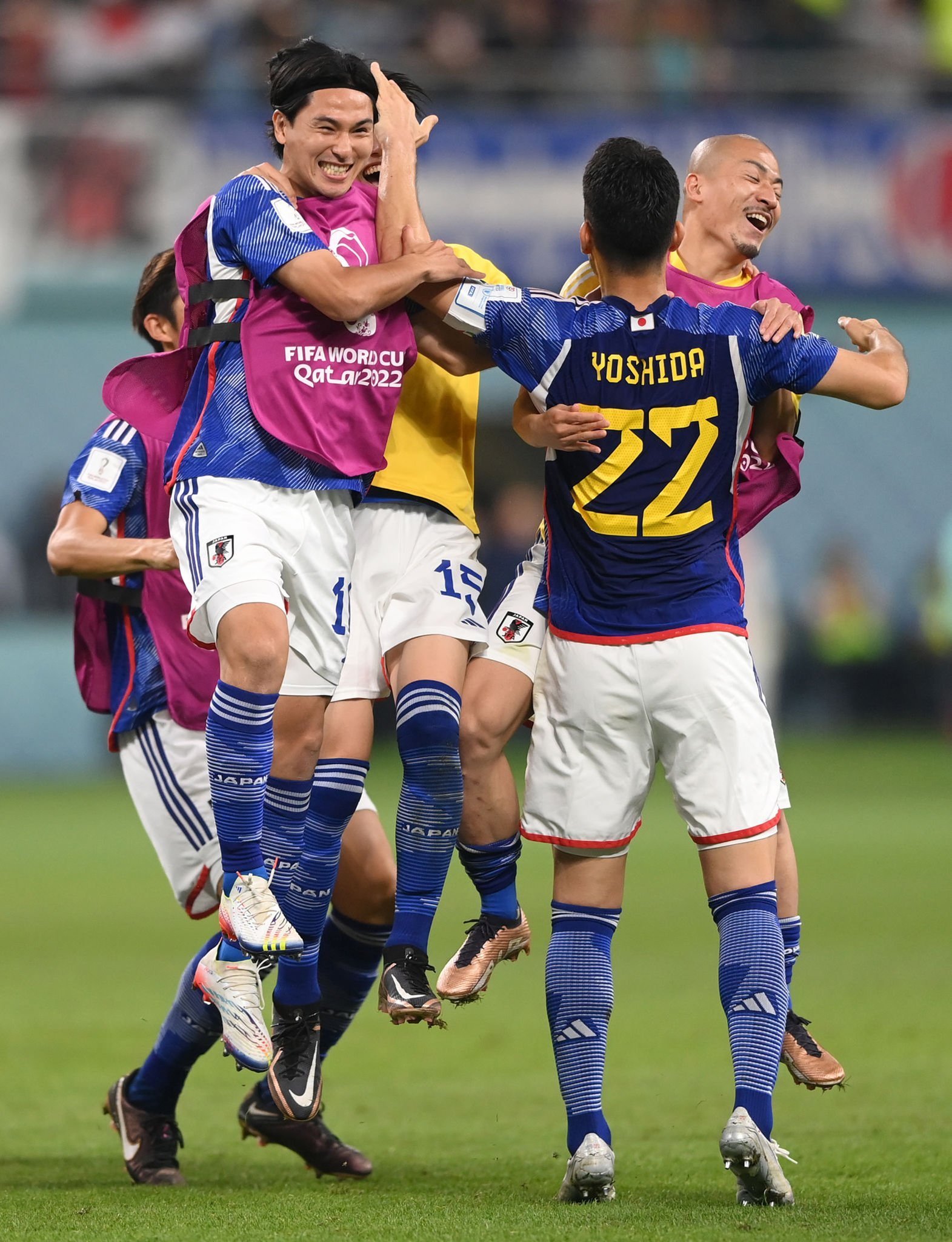 开云体育下载-比赛中变换多端的进攻战术引发了阵阵掌声的简单介绍