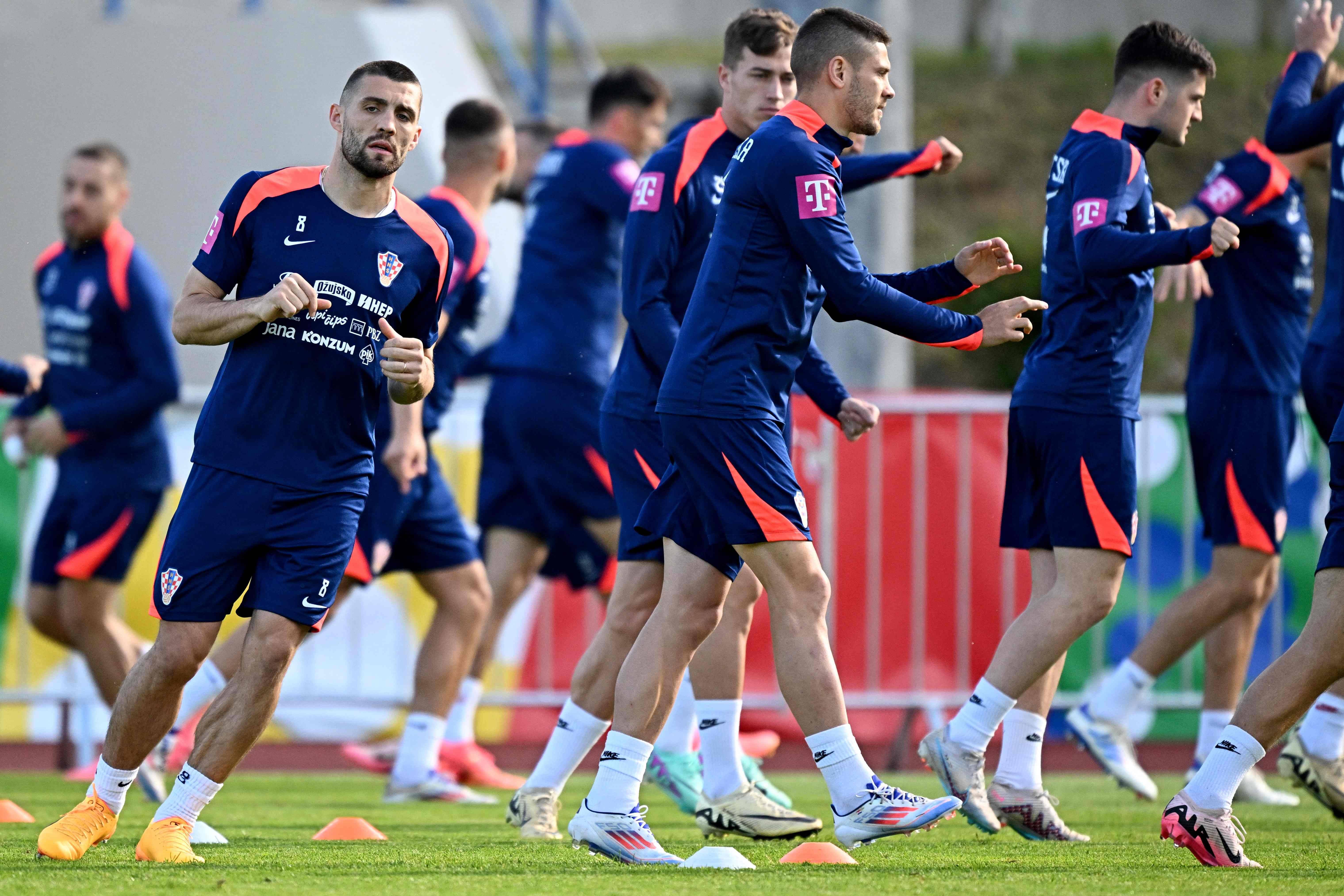 波兰国家队击败瑞士,挺进欧国联半决赛 波兰国家队击败瑞士,挺进欧国联半决赛