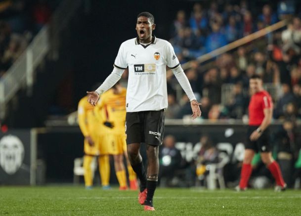 开云平台-瓦伦西亚在比赛中展现出色表现，晋级