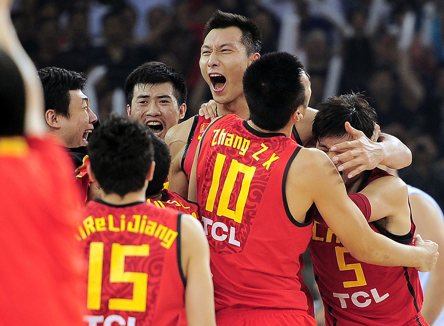 开云体育官网-关于斯洛文尼亚男篮闪耀赛场，立陶宛队遇困的信息