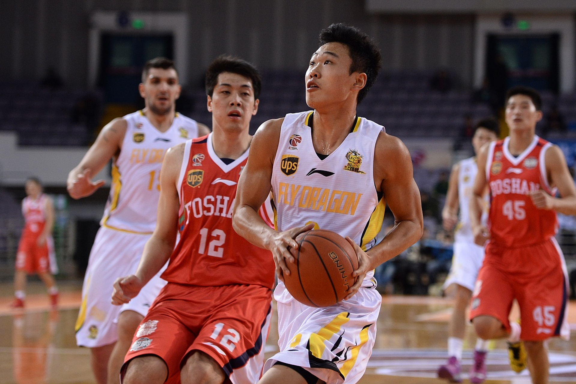 包含联赛最热门球员专访,表现令人瞩目的词条 包含联赛最热门球员专访,表现令人瞩目的词条