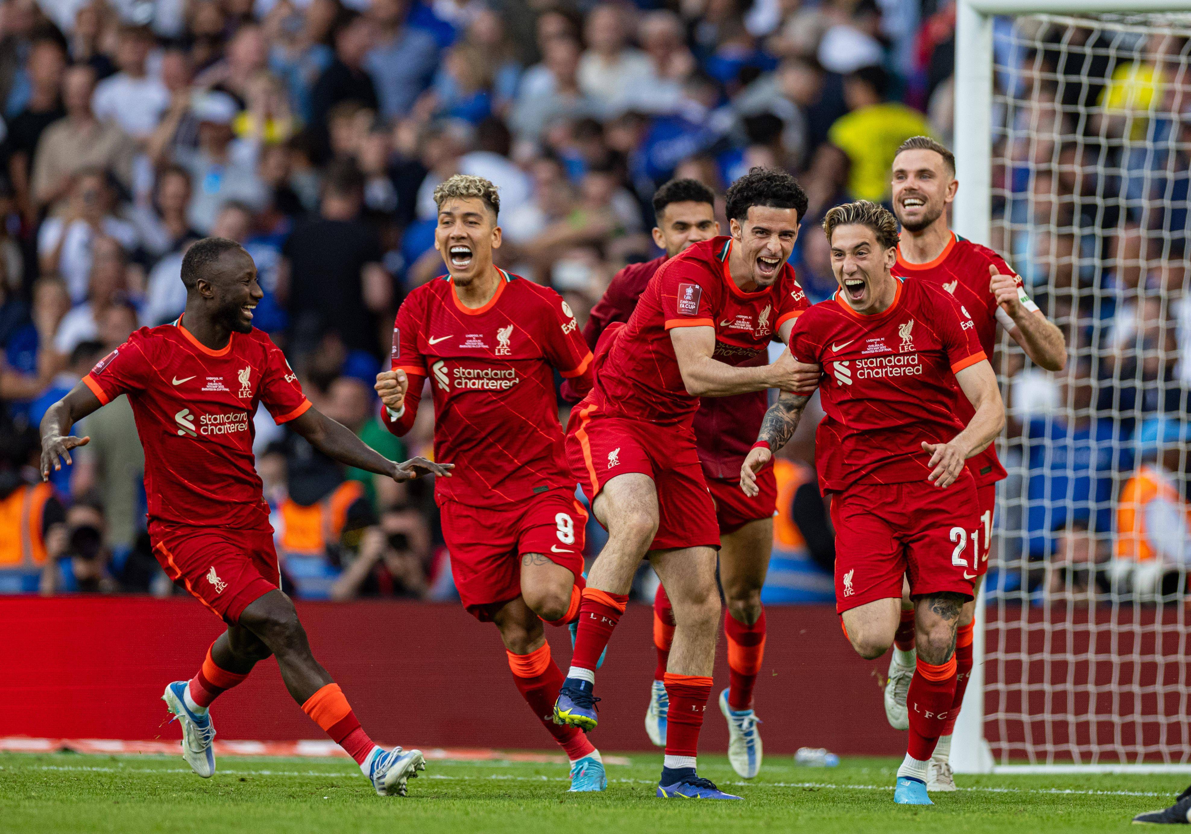 开云体育-利物浦主场大胜富勒姆，继续保持领先