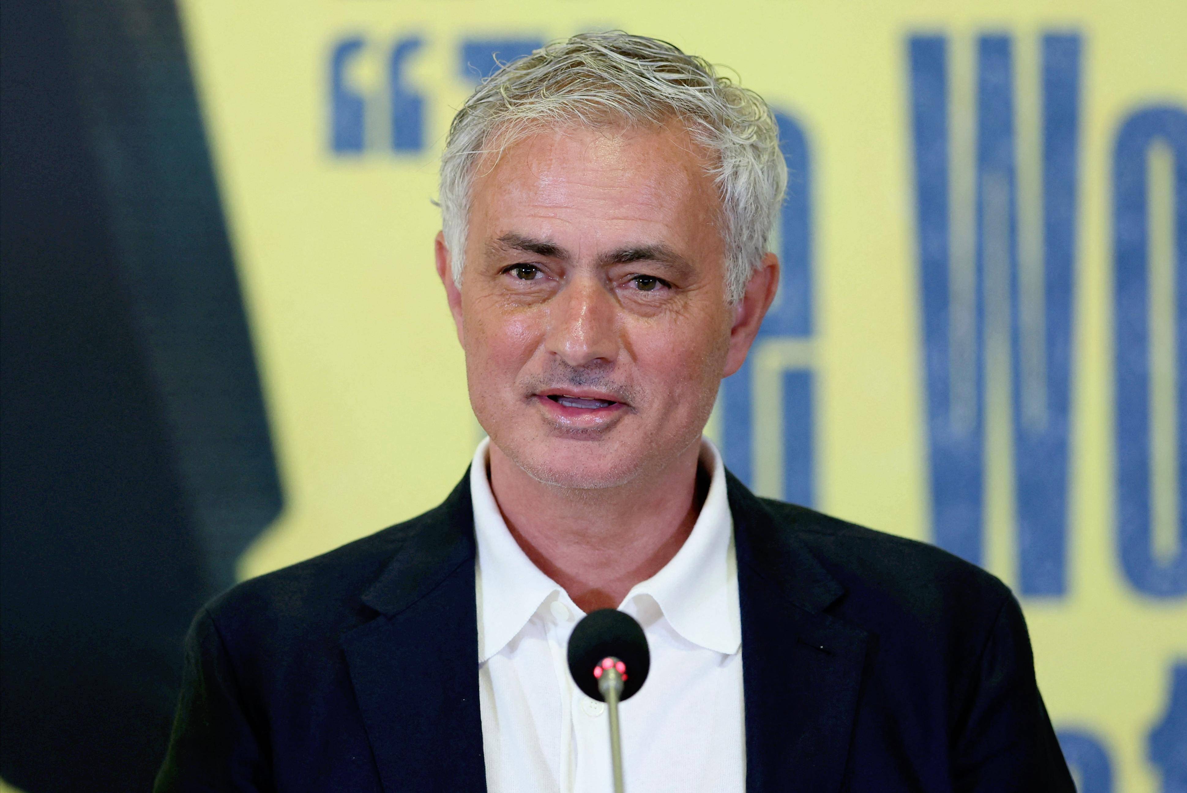 热刺失利,穆里尼奥赛后嘲讽裁判 热刺失利,穆里尼奥赛后嘲讽裁判