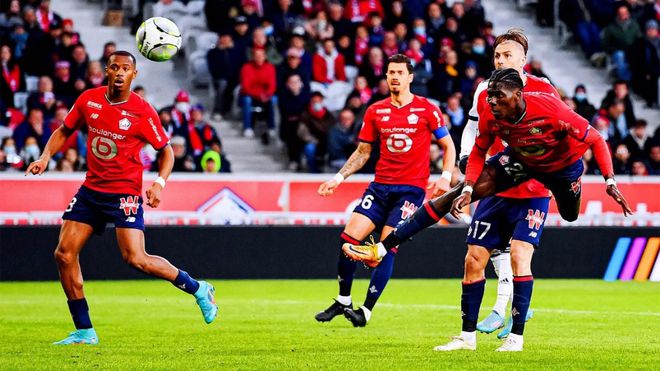 开云体育官网-里昂击败克莱蒙，追赶法甲领头集团