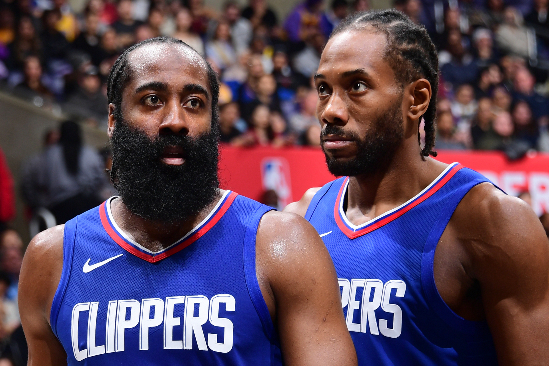 开云下载-NBA豪强对决紧张激烈离奇瞬间让球迷热血沸腾的简单介绍