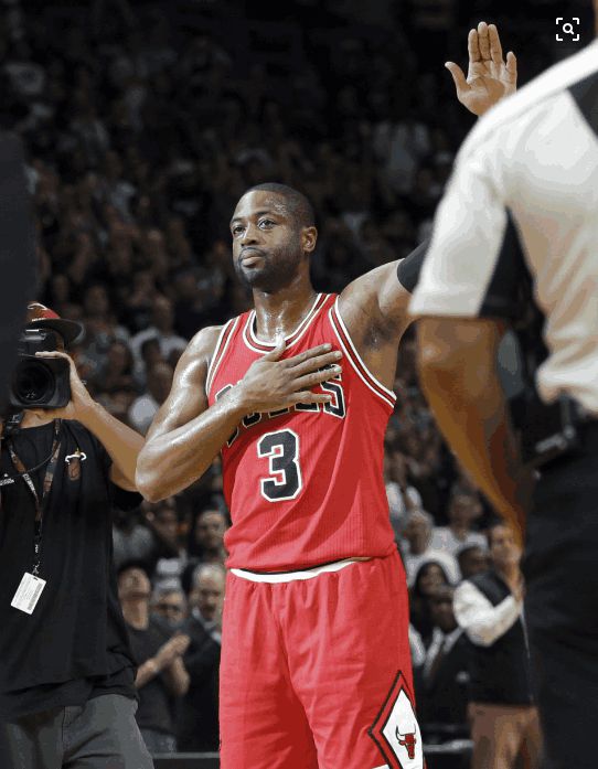 开云体育官方网站-黄蜂公牛当打之年，维芬尼维达拉斯率队取胜的简单介绍