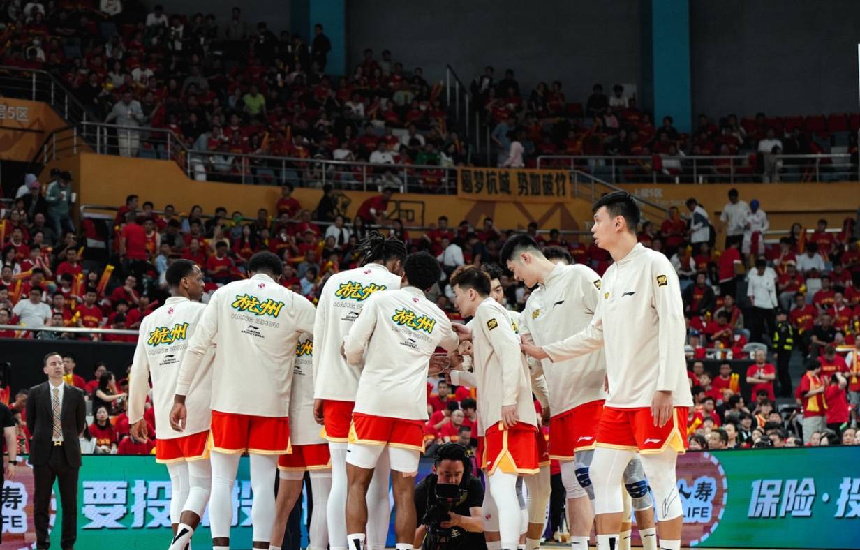 关于队伍中人气最高的球员备战大赛,希望斩获胜利的信息 关于队伍中人气最高的球员备战大赛,希望斩获胜利的信息