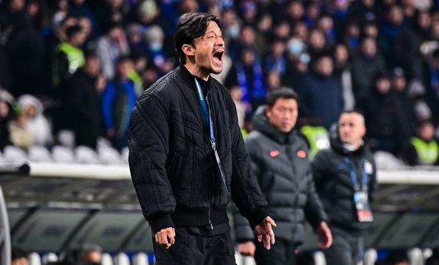 开云体育官网-中超球队球员受伤频发，备战受影响