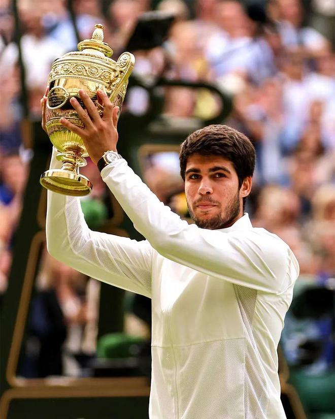 包含巴黎圣日耳曼豪取六连胜,冲击冠军宝座的词条 包含巴黎圣日耳曼豪取六连胜,冲击冠军宝座的词条