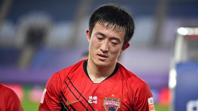 开云体育app-河南建业千钧一发，全队奋勇拼搏