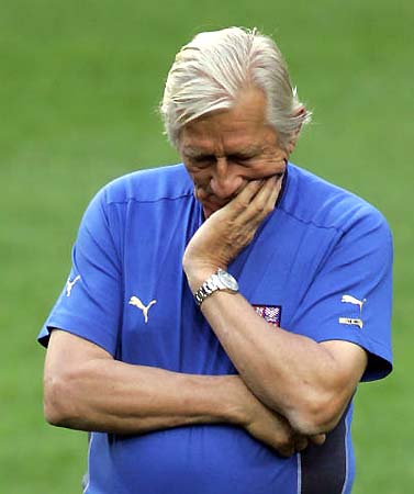 开云体育APP下载-捷克主帅透露与球员无私奉献理念