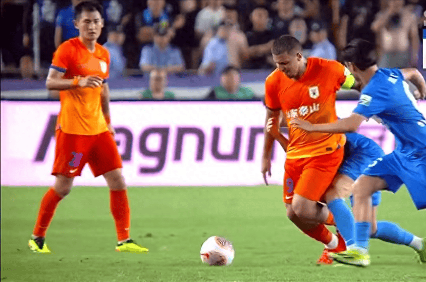 关于苏宁击败对手,实现连胜!的信息 关于苏宁击败对手,实现连胜!的信息