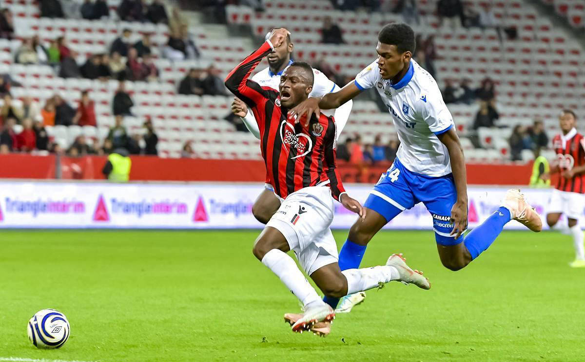 蒙彼利埃队客场失利,排名下滑的简单介绍 蒙彼利埃队客场失利,排名下滑的简单介绍