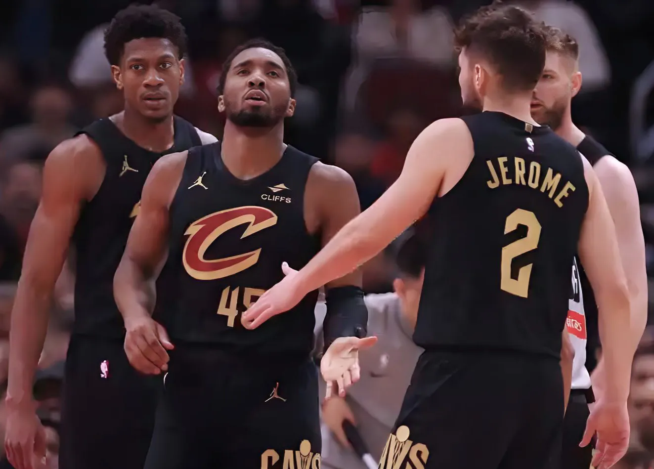 骑士队连胜,快船队加强进攻 骑士队连胜,快船队加强进攻