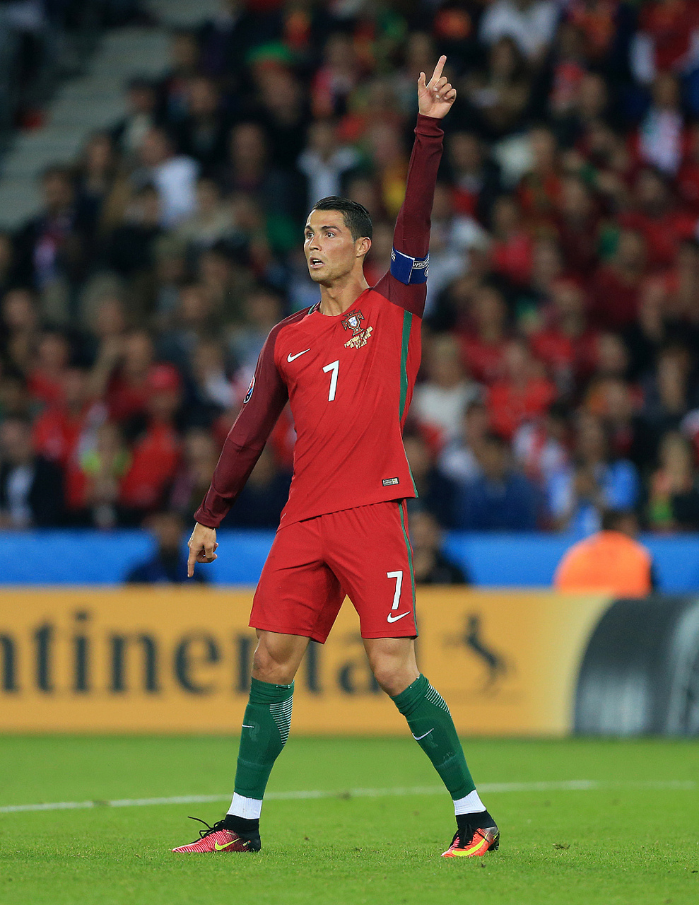 葡萄牙队在预选赛中再获一胜 葡萄牙队在预选赛中再获一胜