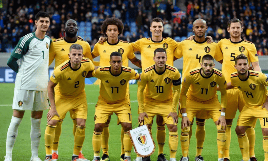 开云平台-意大利队击败荷兰队进入四强竞争