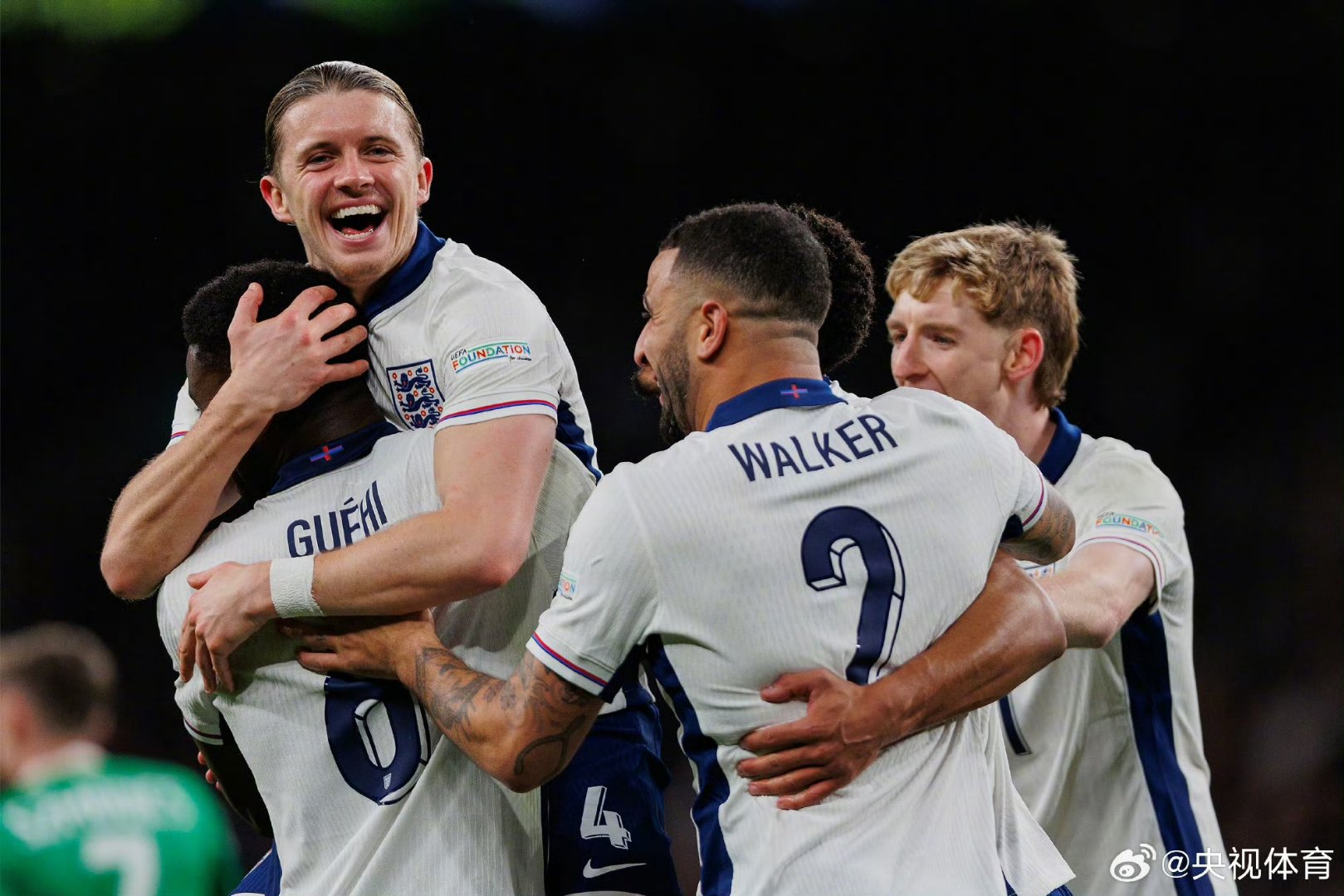 开云体育app-英格兰大胜乌克兰，成功晋级欧国足球半决赛的简单介绍