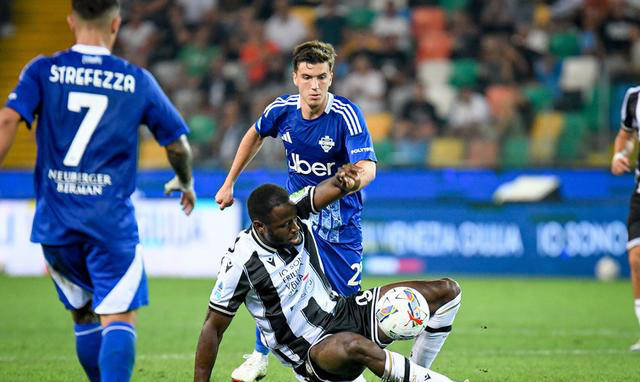 开云体育官网-关于帕尔马门将发挥不佳，球队丢分频频的信息