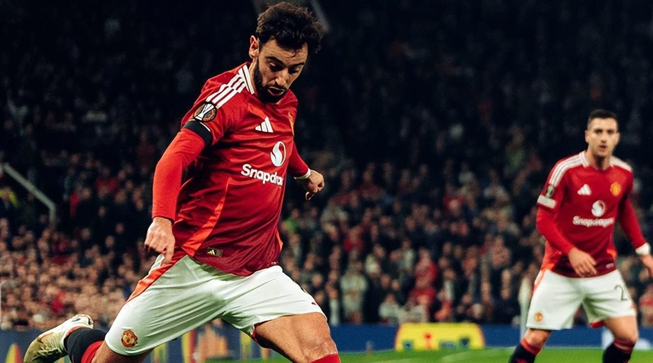 曼联主场大胜，继续保持领先