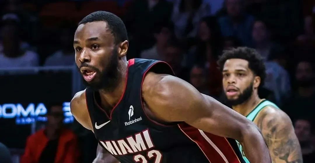 开云体育官方网站-热火全队出战，主场击败黄蜂