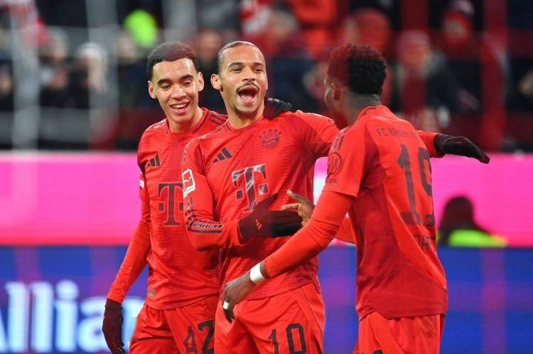 开云下载-关于拜仁慕尼黑球队以绝对优势夺得冠军的信息