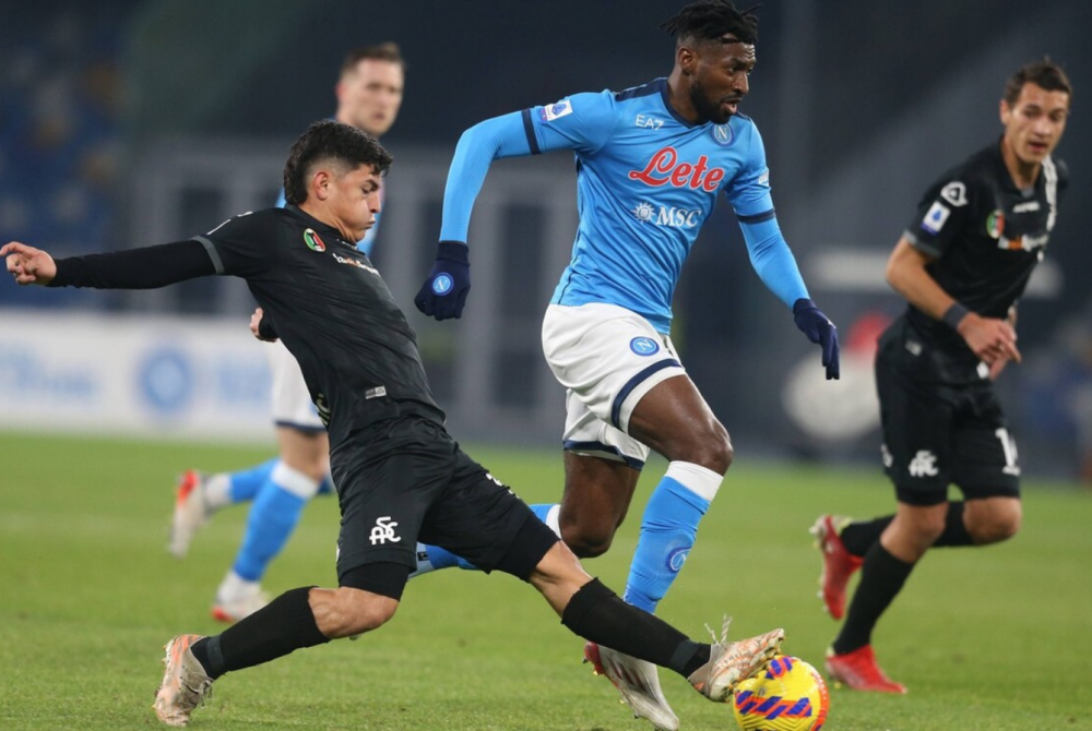 开云体育-克罗托内主场平局，保级前景陷入僵局