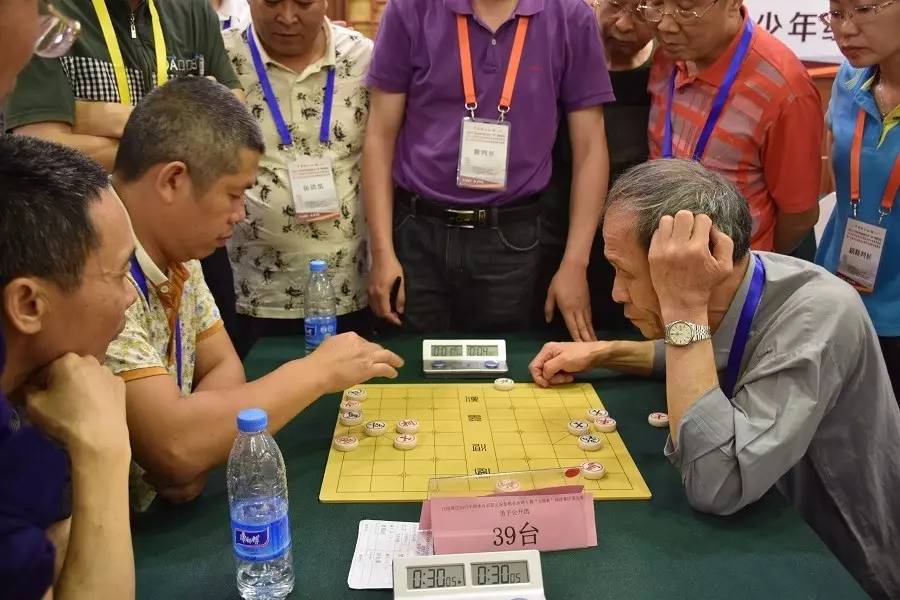 关于惊心动魄的比赛!双方你追我赶!的信息 关于惊心动魄的比赛!双方你追我赶!的信息