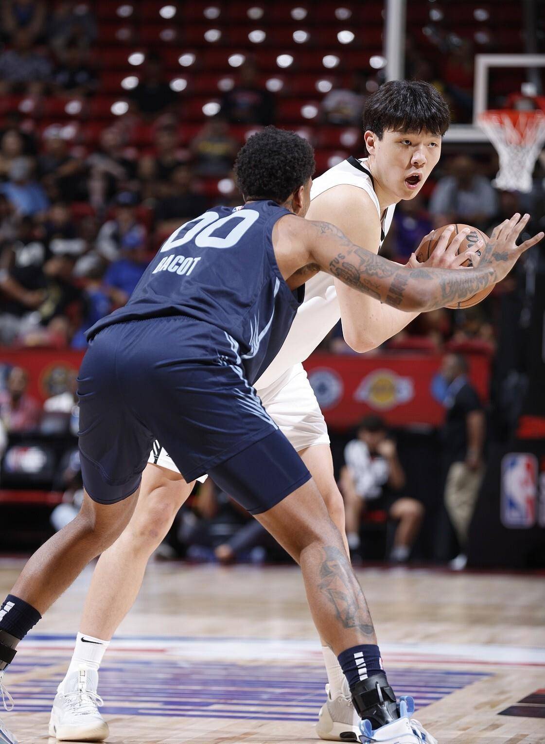 开云下载-快船不敌开拓者，遭遇三连败