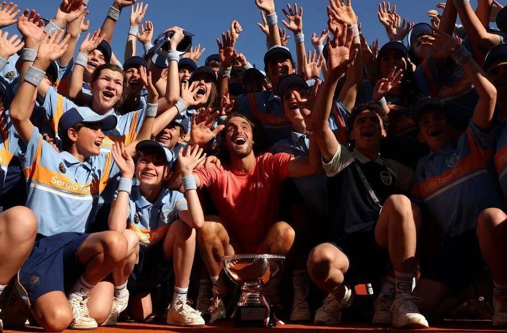 法网碾压蒙特卡洛大师赛,西西帕斯点燃赛场 法网碾压蒙特卡洛大师赛,西西帕斯点燃赛场