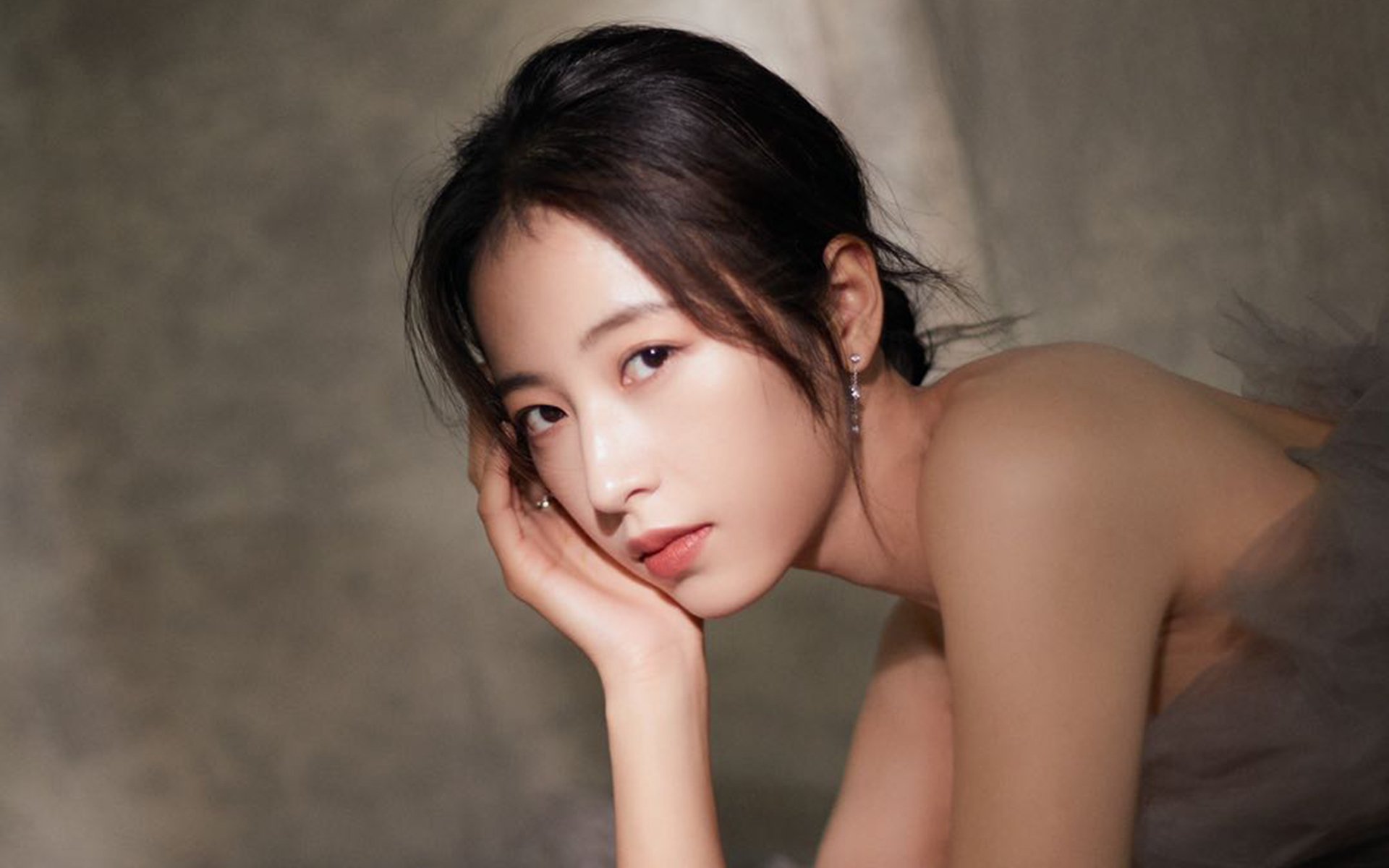 开云体育官方网站-铁血步行者正名之战，英格拉姆于巅峰之役加冕为王