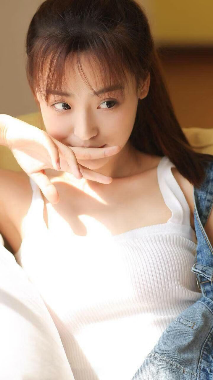 开云体育-西甲国家德比焦点战与瑞典碾压瑞士，足球盛宴的双重震撼