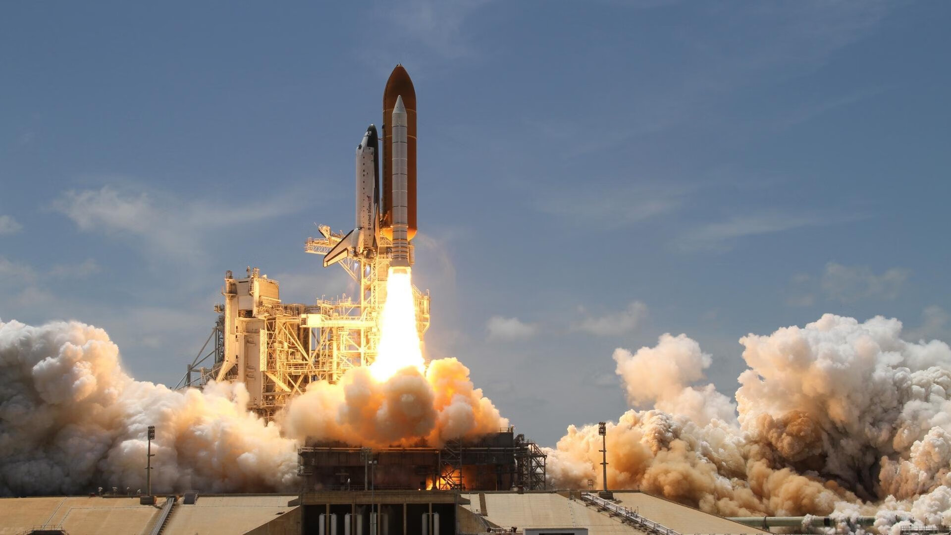 开云体育登录-友谊赛罗德里戈独造三球，跨文化足球之夜见证团结力量