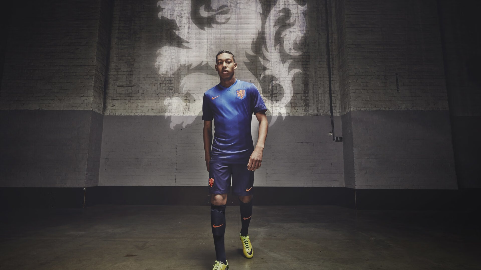 F1年度争冠焦点战，韩国强压阿森纳，赛道上的足球博弈